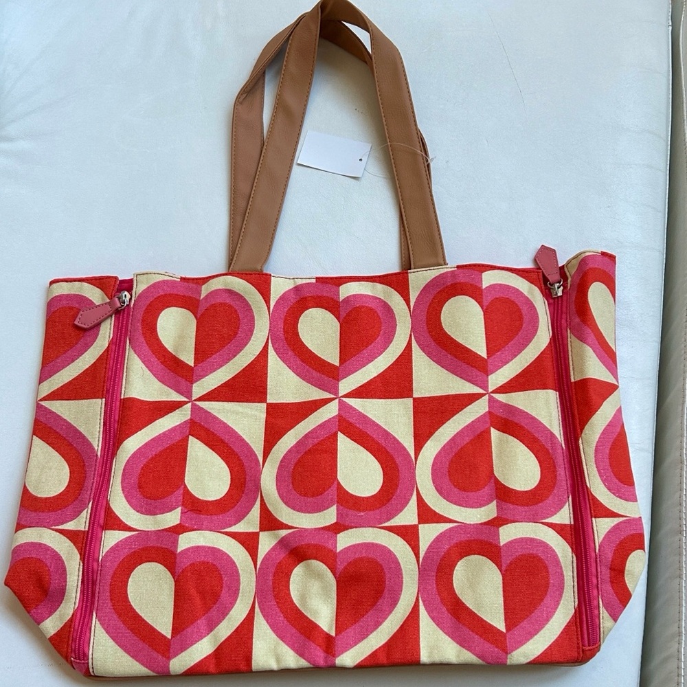 DSW pink and orange heart tote bag